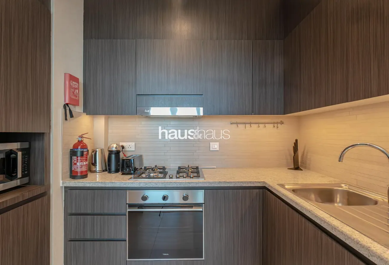 Charming 1BR | Central | Radiant and Serene