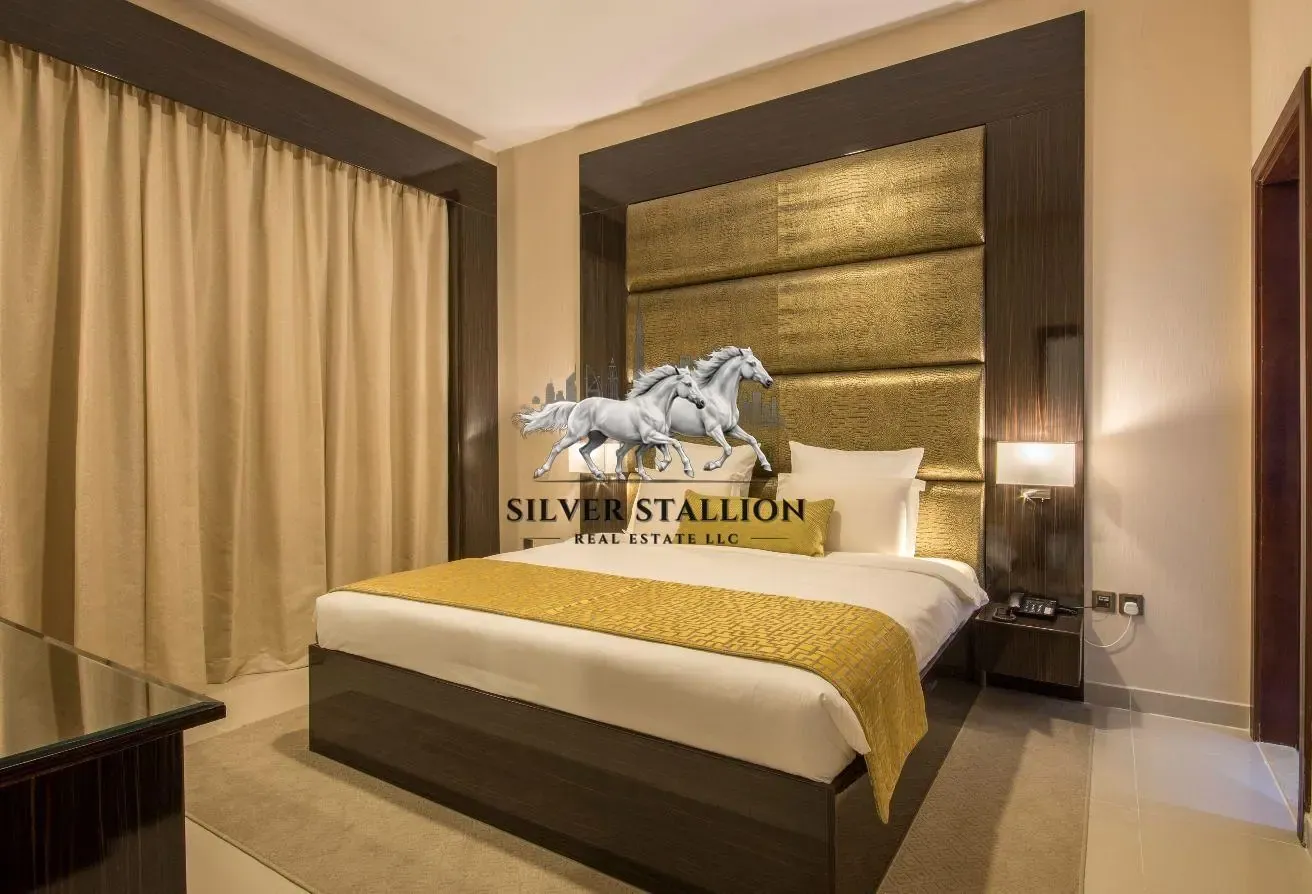 Luxury 1BR | Free DEWA & Internet | SZR