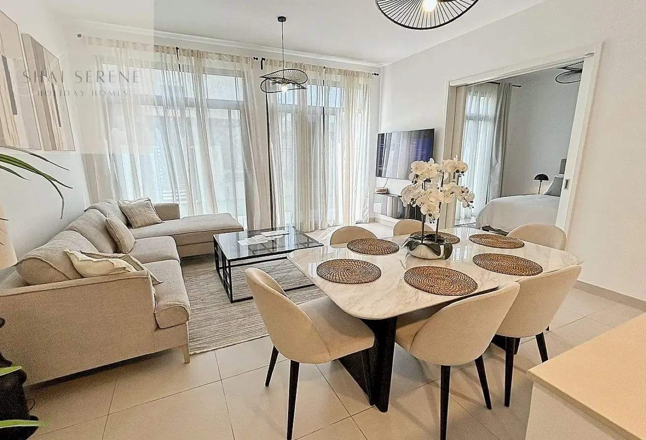 * Luxury 4BR + Maids Townhouse | Bills Included *