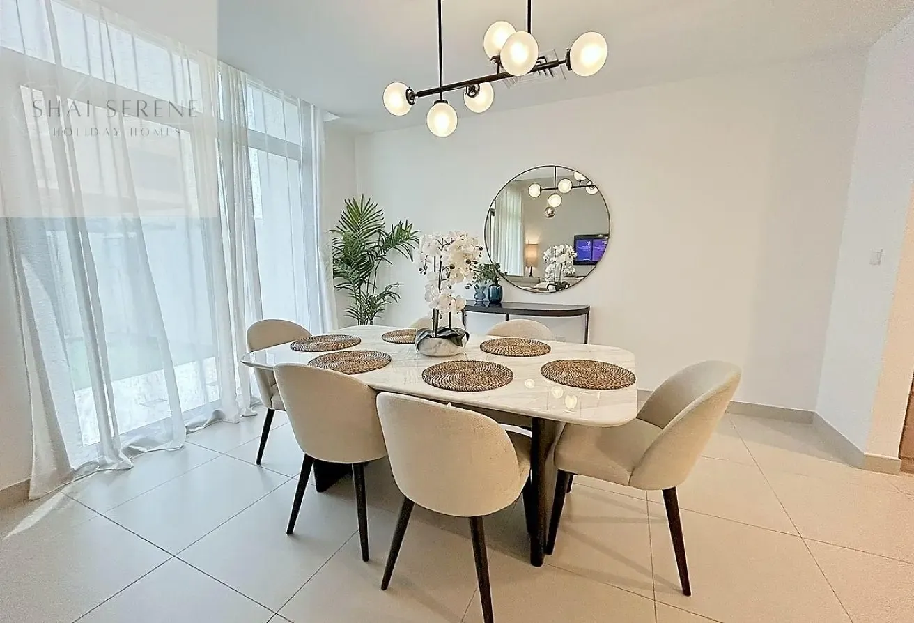 Spacious 3BR + Maid Townhouse | Bills Included