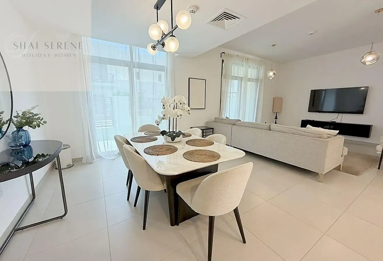 *3BR+ Maids Townhouse | Furnished | Bills Included
