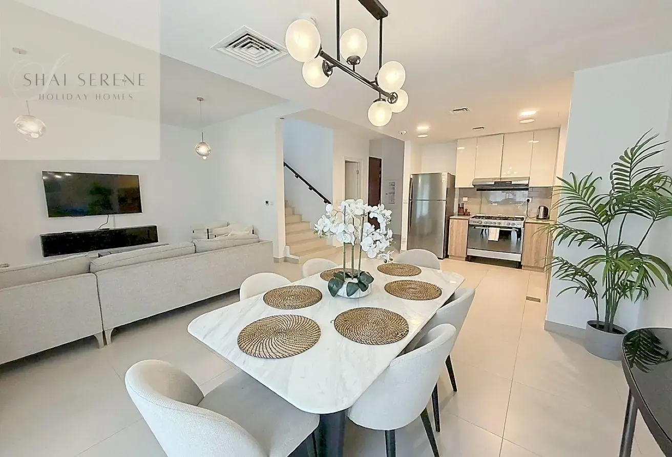 *3BR+ Maids Townhouse | Furnished | Bills Included