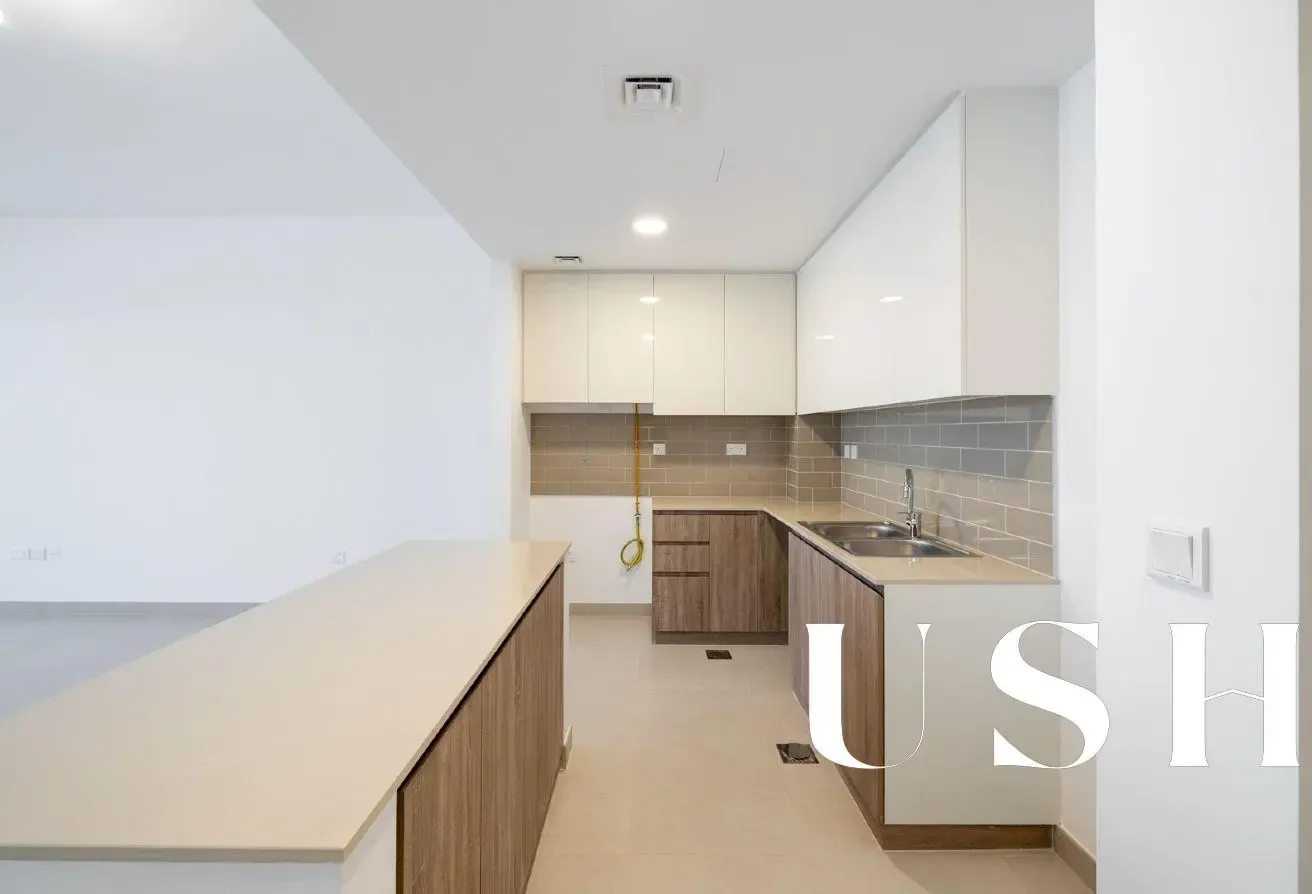 Spacious Corner 4BR| Greenbelt | Landscape Garden
