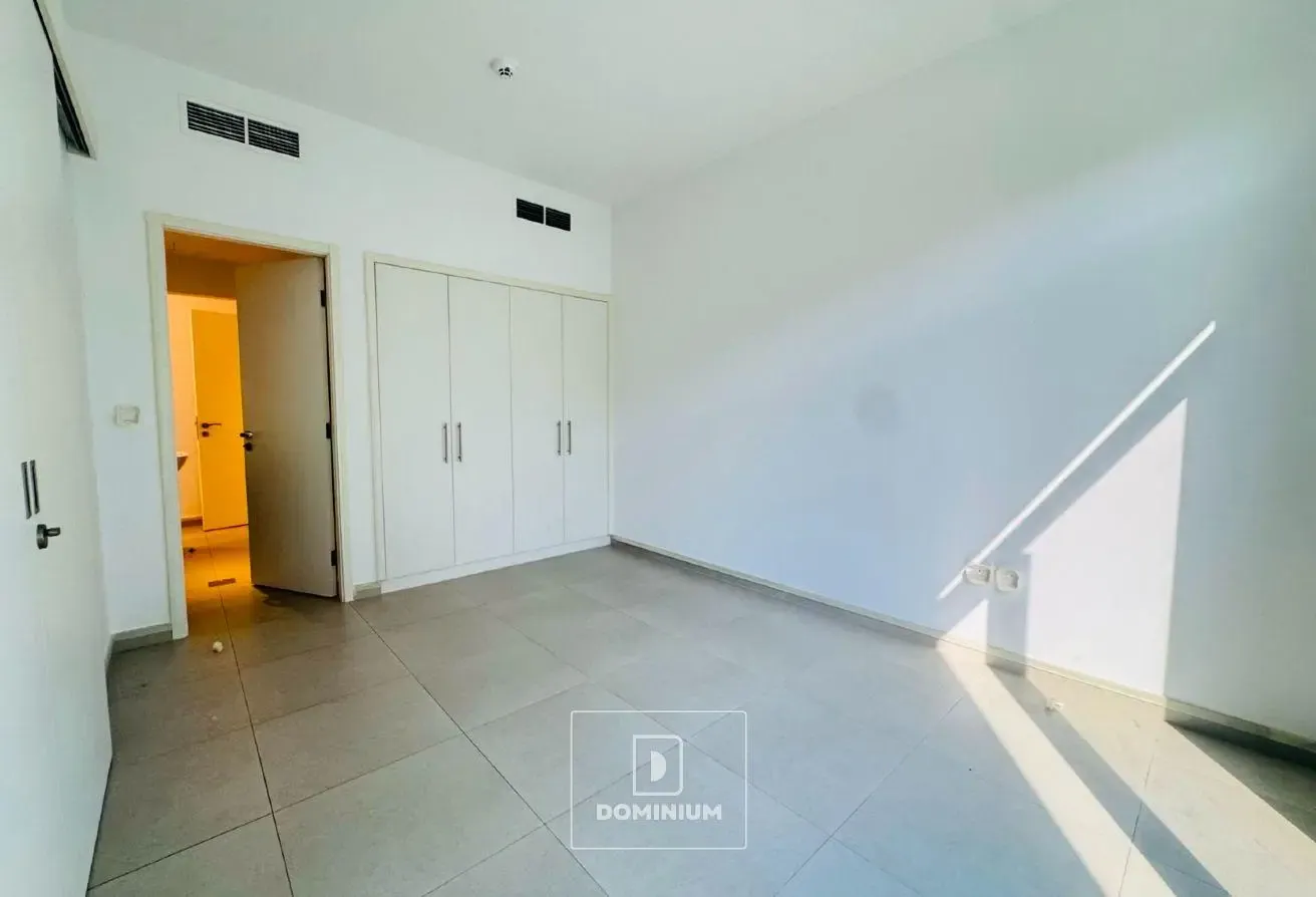 CORNER | CLOSE TO POOL | INTERNAL LOCATION