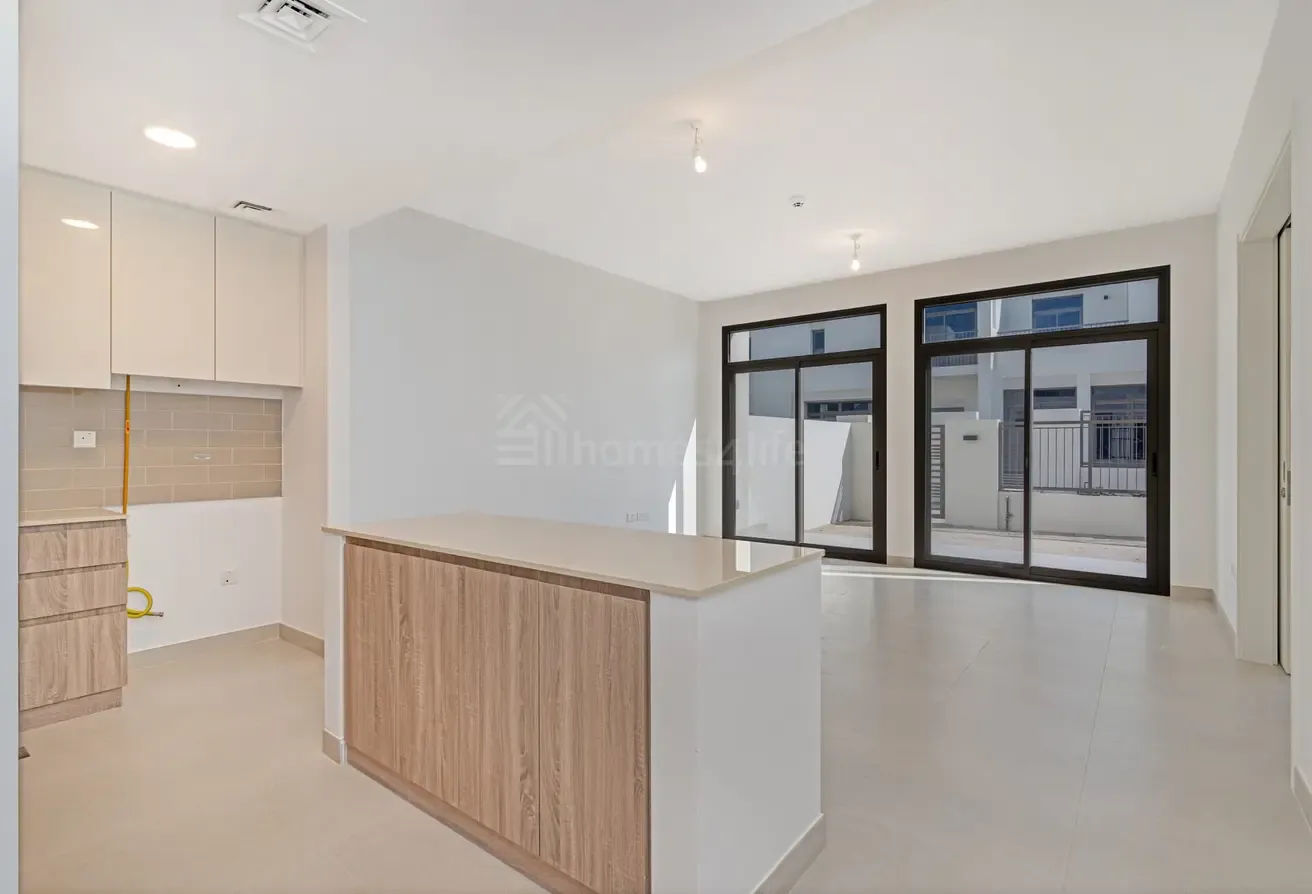 Vacant | Green Belt | Opposite to Pool & Park