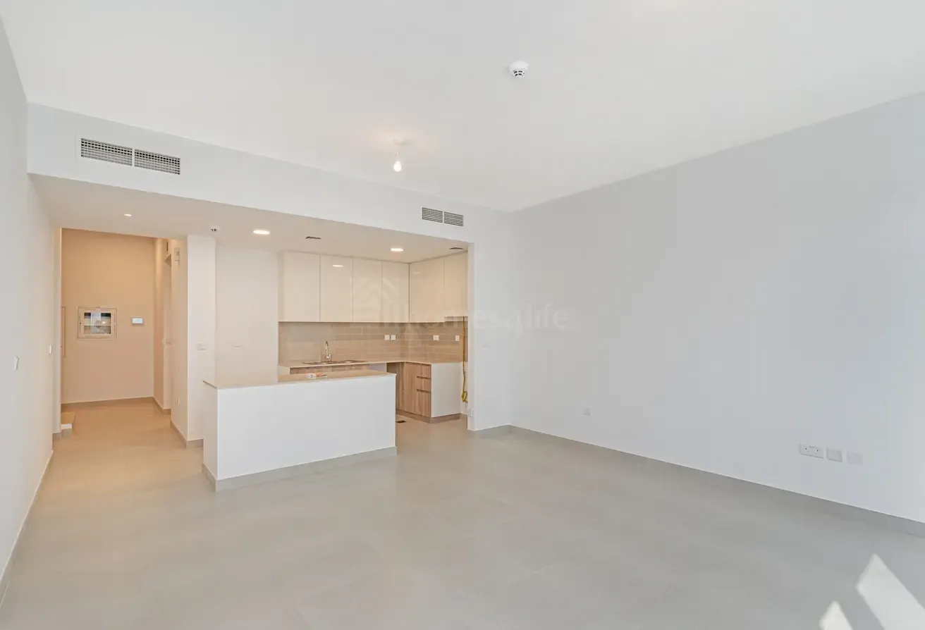 Vacant | Green Belt | Opposite to Pool & Park