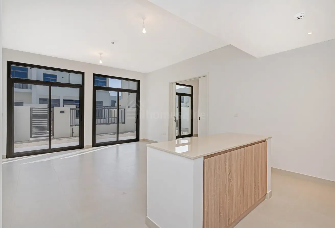 Vacant | Green Belt | Opposite to Pool & Park