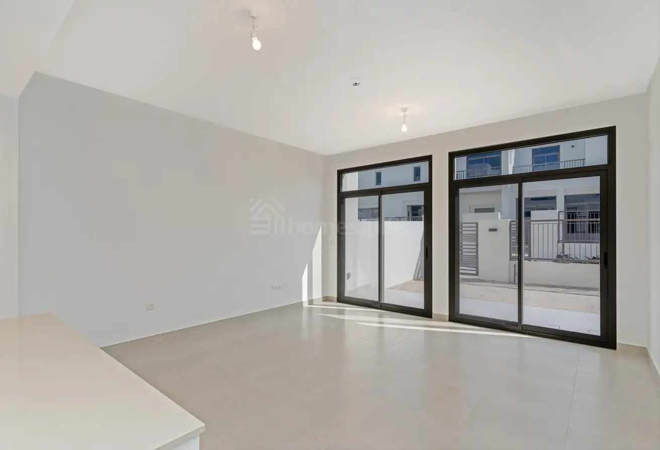 Vacant | Green Belt | Opposite to Pool & Park