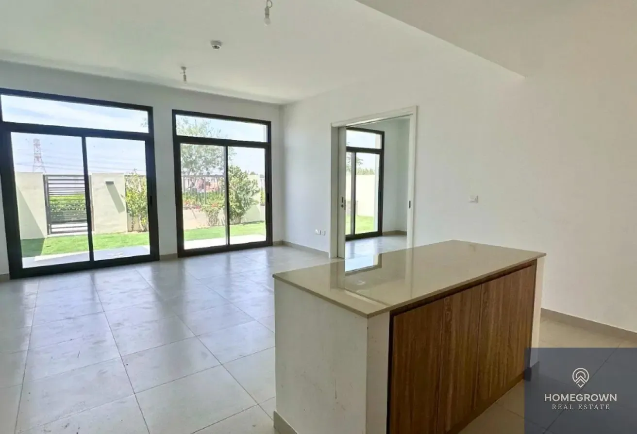 Single Row | Corner Unit | Avail from 15 Sep