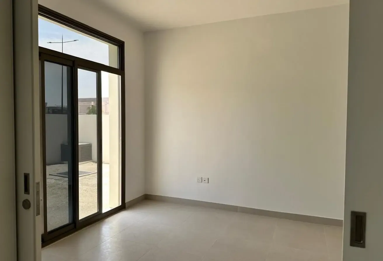 Single Row|Close to Amenities|Family Community