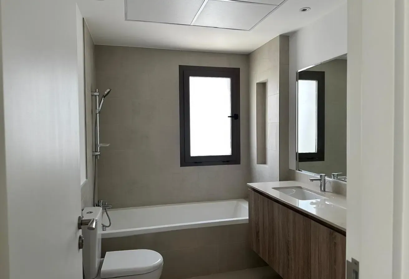 Single Row|Close to Amenities|Family Community
