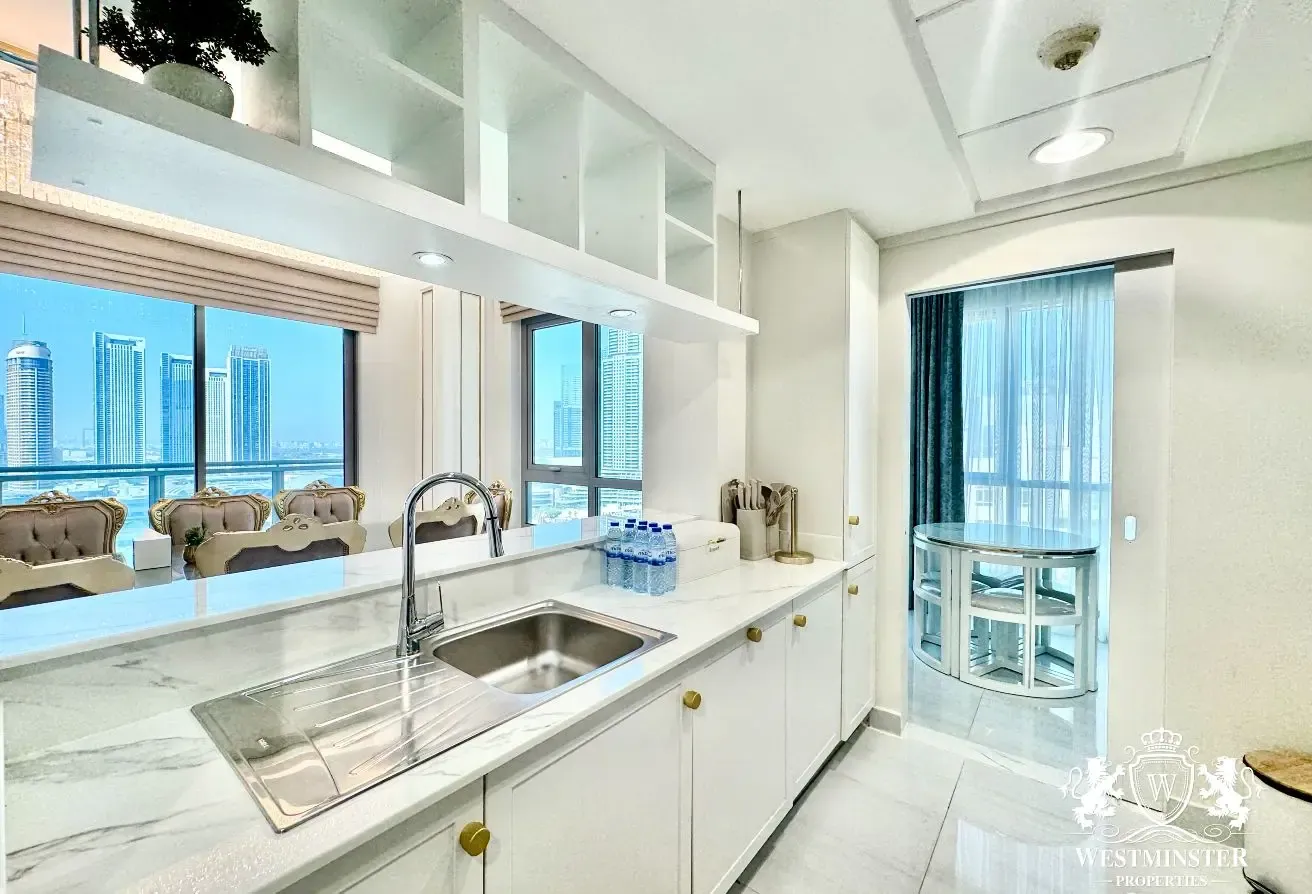 Luxurious Three BR Apt +maidroom | Burj Residences