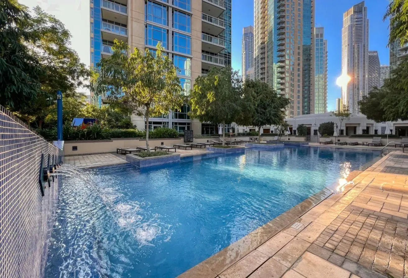 Special offer 1BR Burj Khalifa view BILLS included