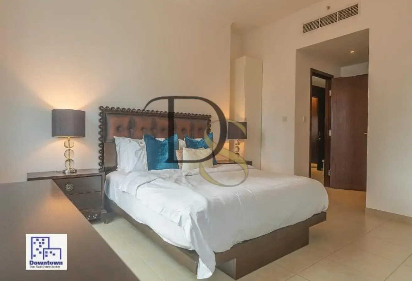 Spacious layout with Fountain Lake View Furnished