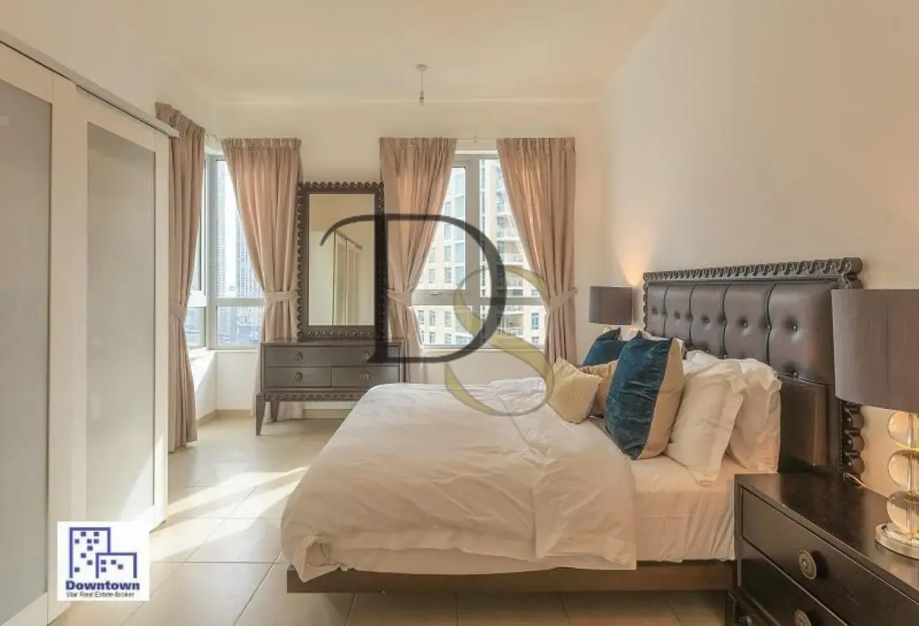 Spacious layout with Fountain Lake View Furnished