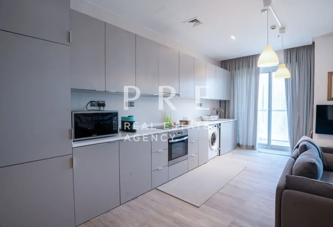 Refined Living | Furnished 2-Bed | Dubai Marina