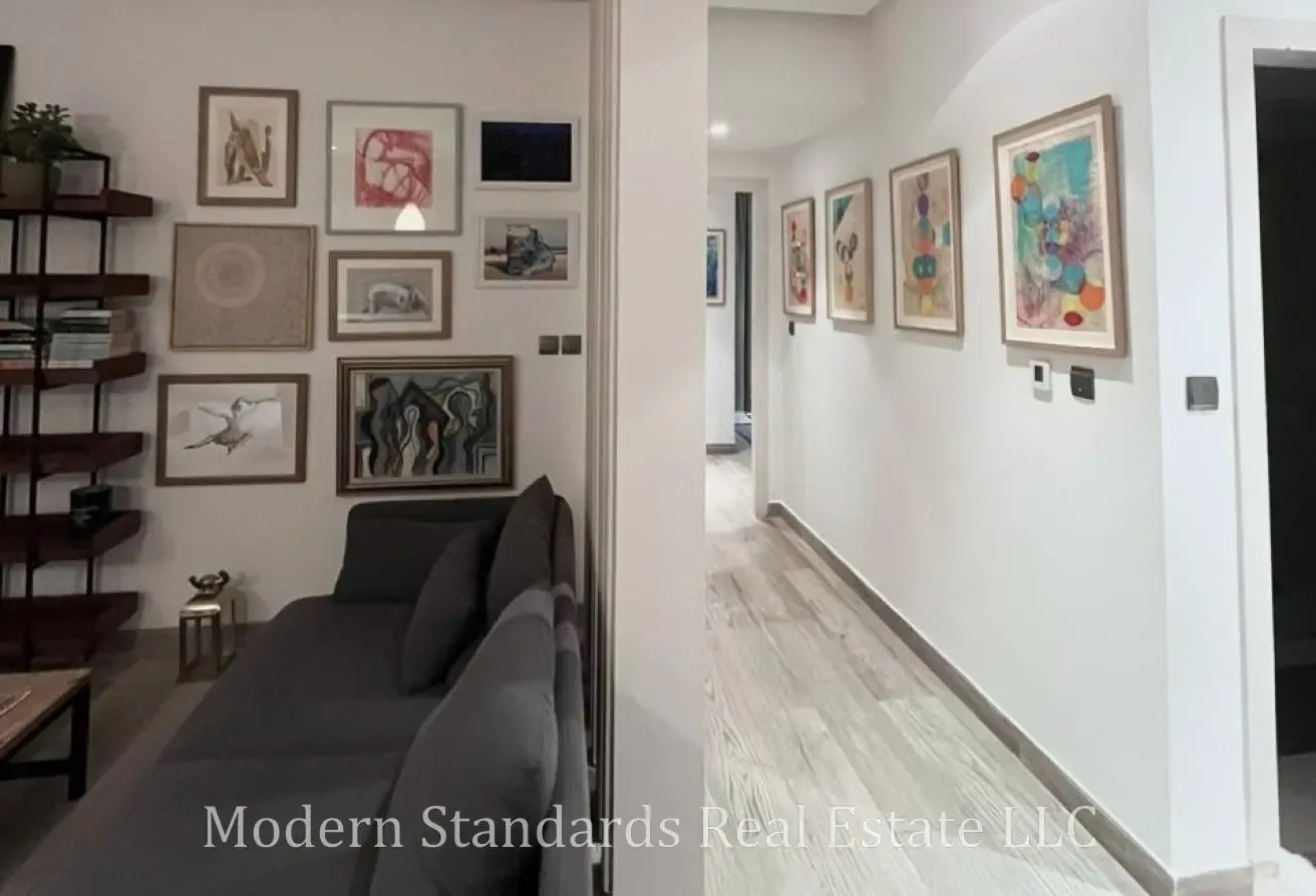 Furnished l Community View - 3 Min Walk to Mall