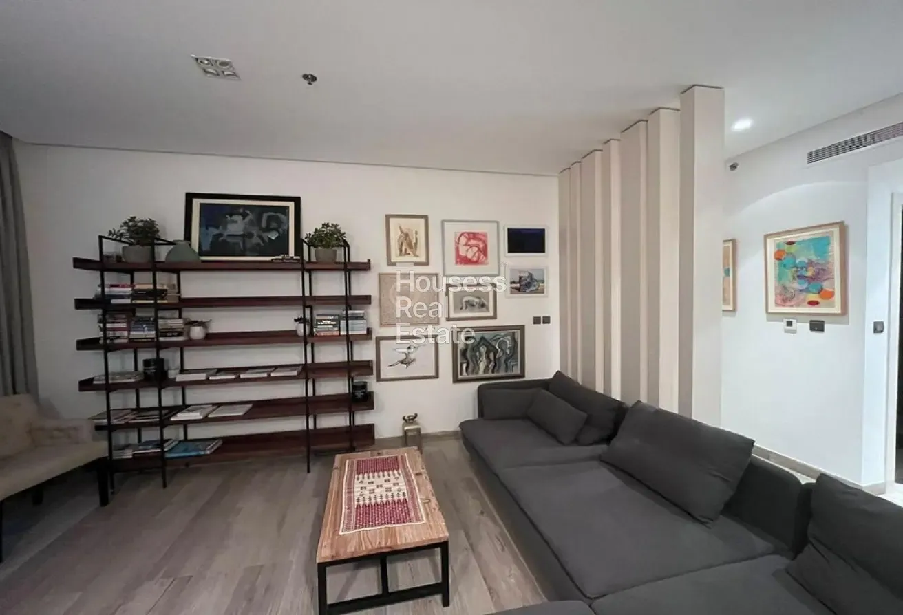 Upgraded Furnished | High Floor | Vacant