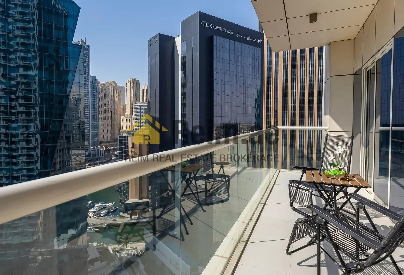 High Floor | Fully Upgraded | Full Lake View