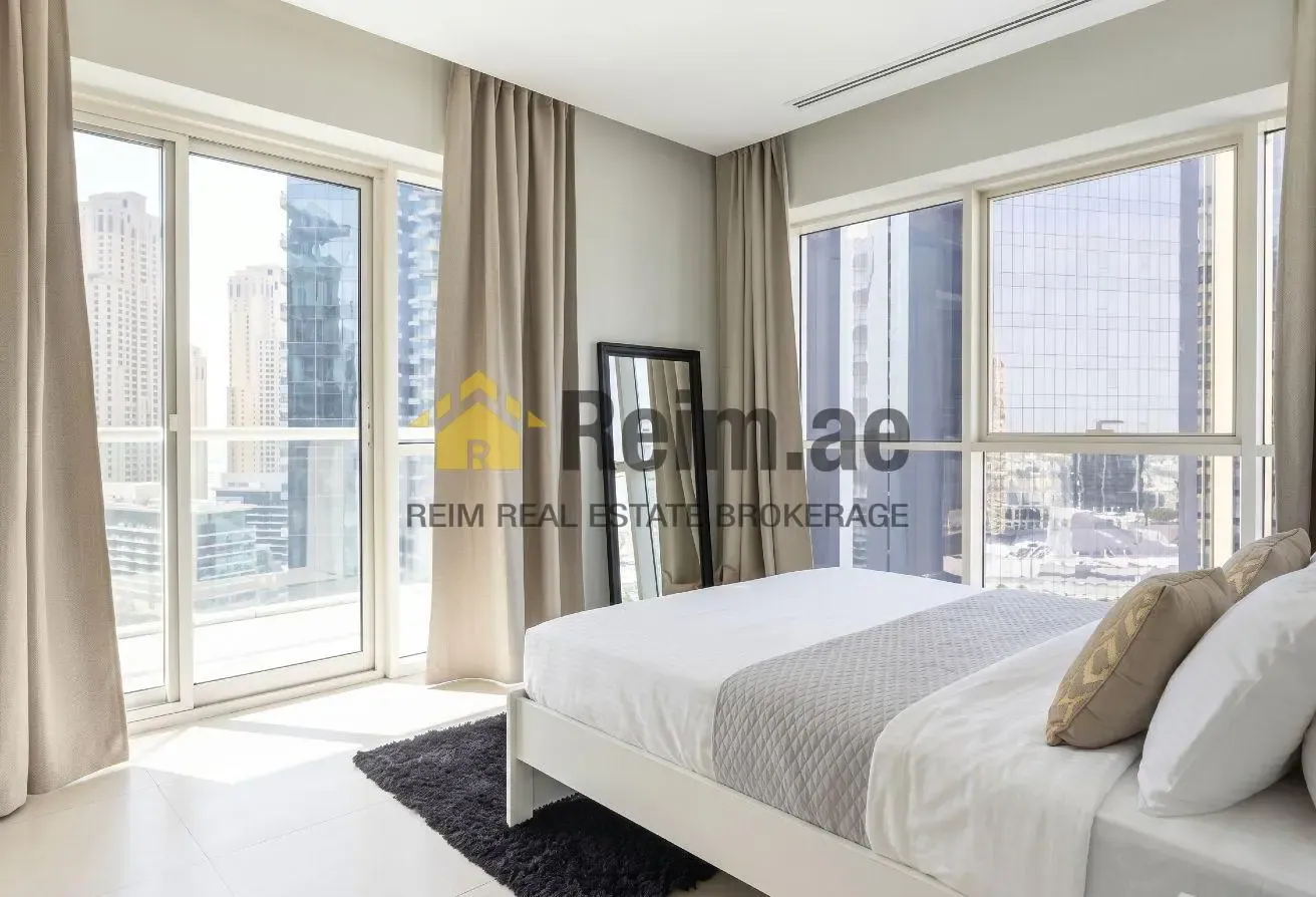 High Floor | Fully Upgraded | Full Lake View