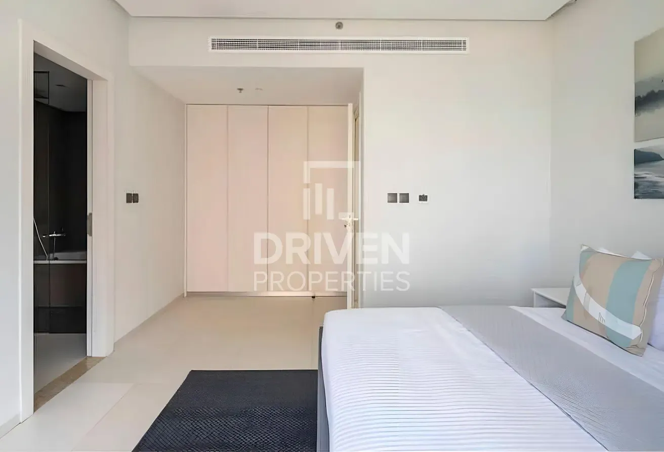 Luxury Furnished Apt | Vacant May 2026 | Spacious