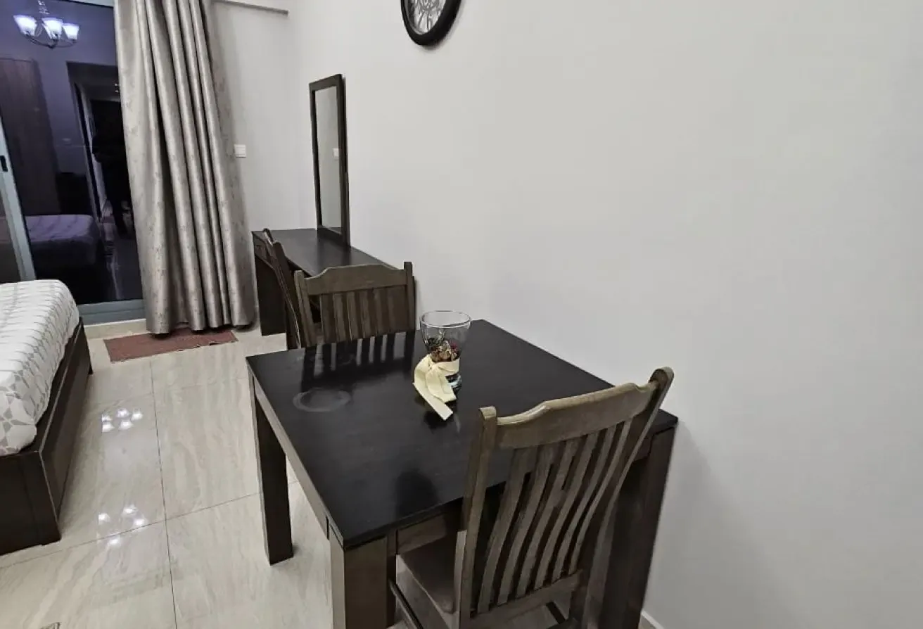 HIGHER FLOOR-FURNISHED STUDIO-PRIME LOCATION