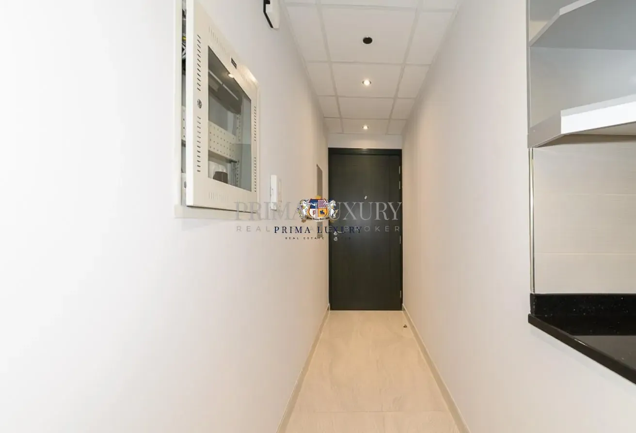Prime Location | Furnished | Vacant