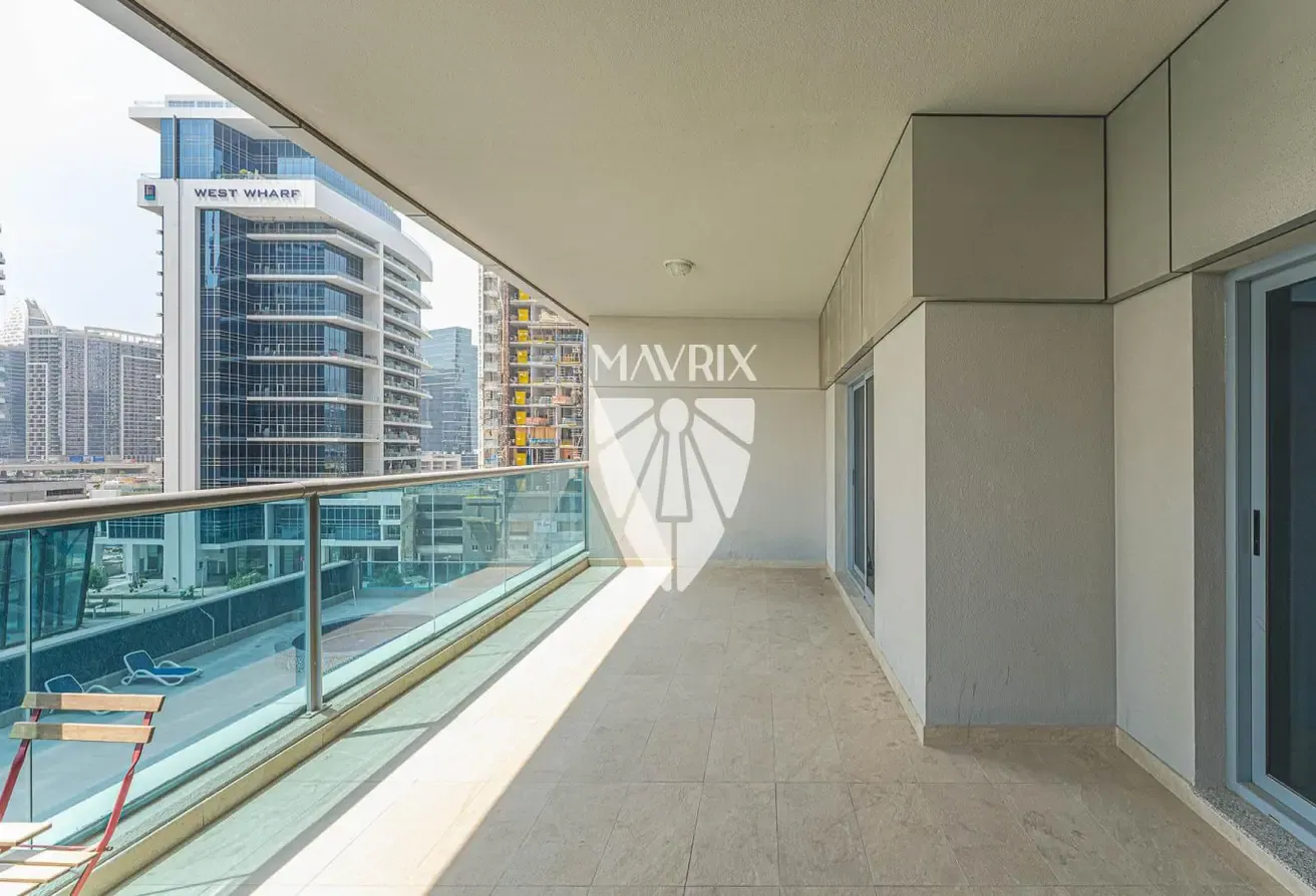 Large layout | Pool View | Vacant | Furnished