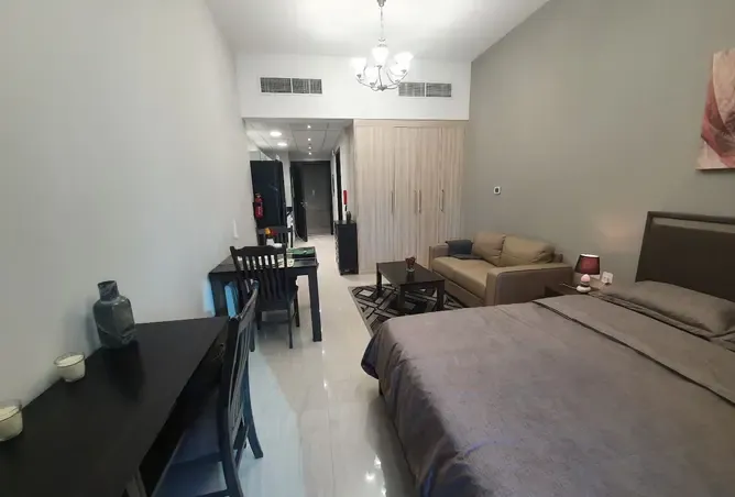 Furnished Studio With Balcony // Elite Residence