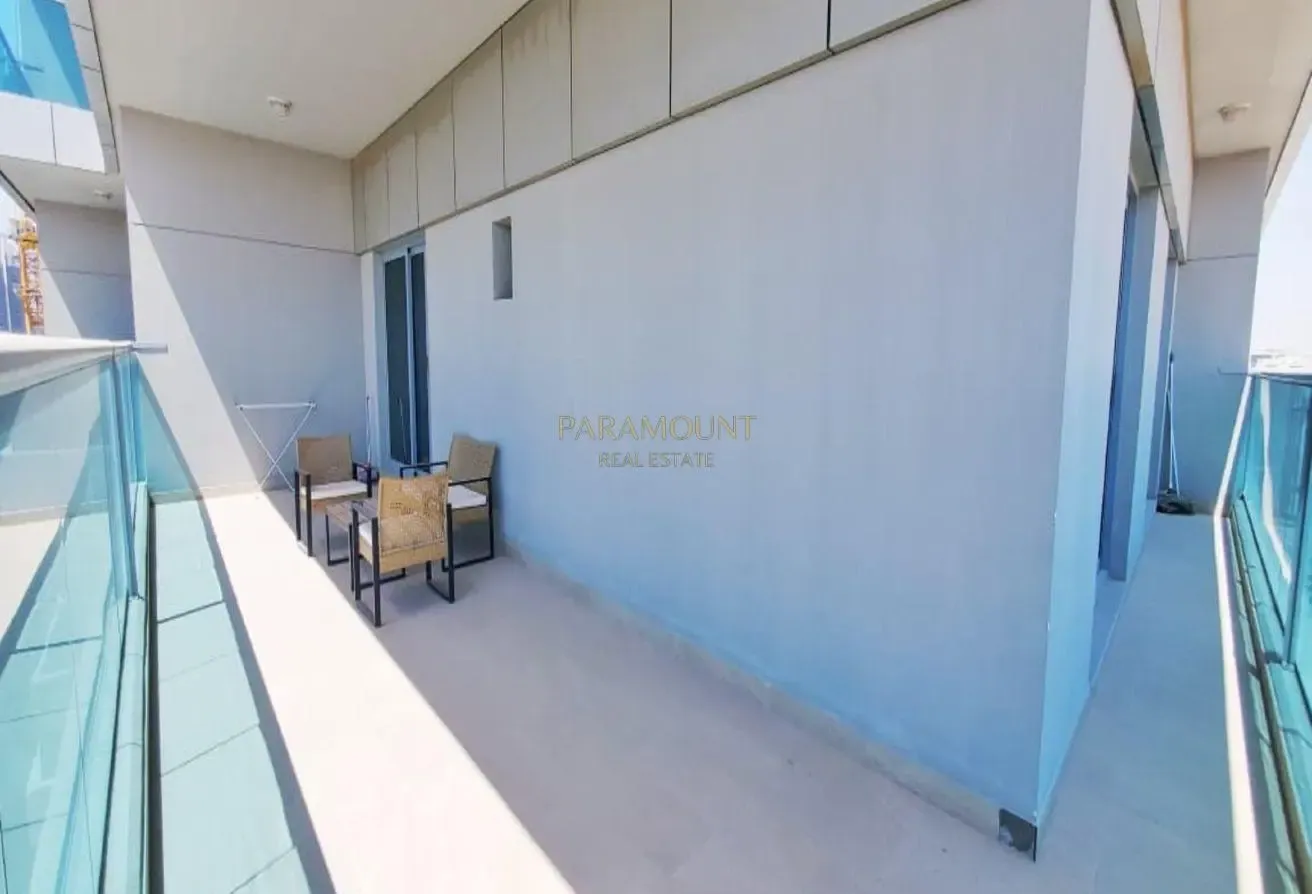 Elite Business Bay Residence with Balcony