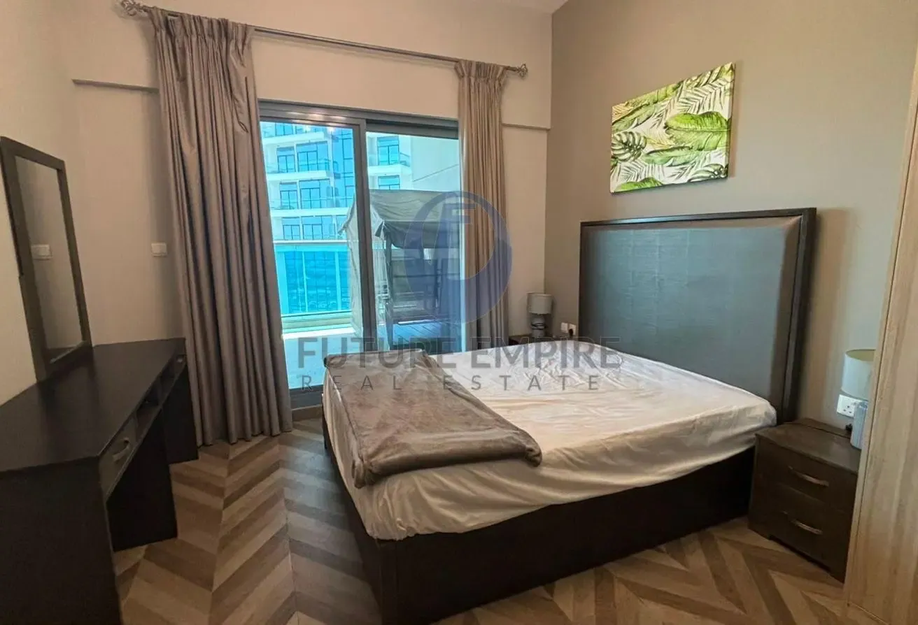 Luxury 1BR | Fully Furnished | Burj & Canal View
