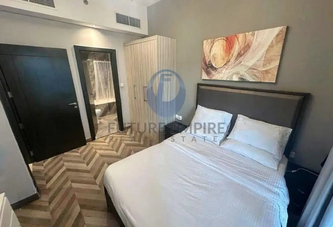 Luxury 1BR | Fully Furnished | Burj & Canal View