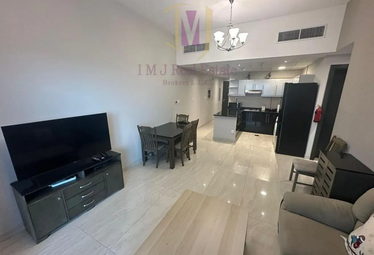 Furnished | Mid Floor | Canal View | Available