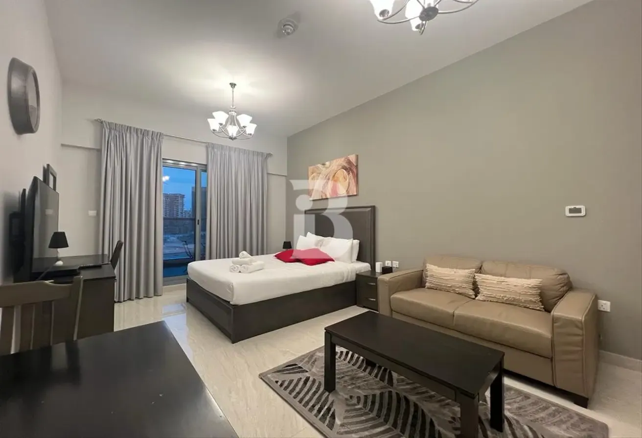 FULLY FURNISHED | SPACIOUS | PRIME LOCATION