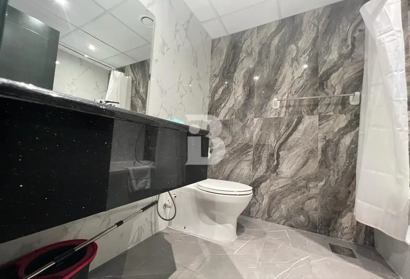 FULLY FURNISHED | SPACIOUS | PRIME LOCATION