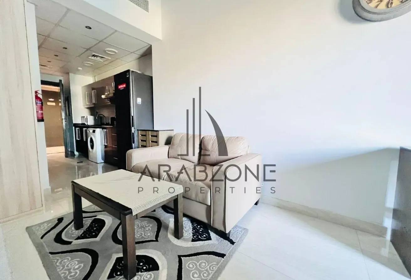 Bright & Spacious | Well maintained |Higher floor
