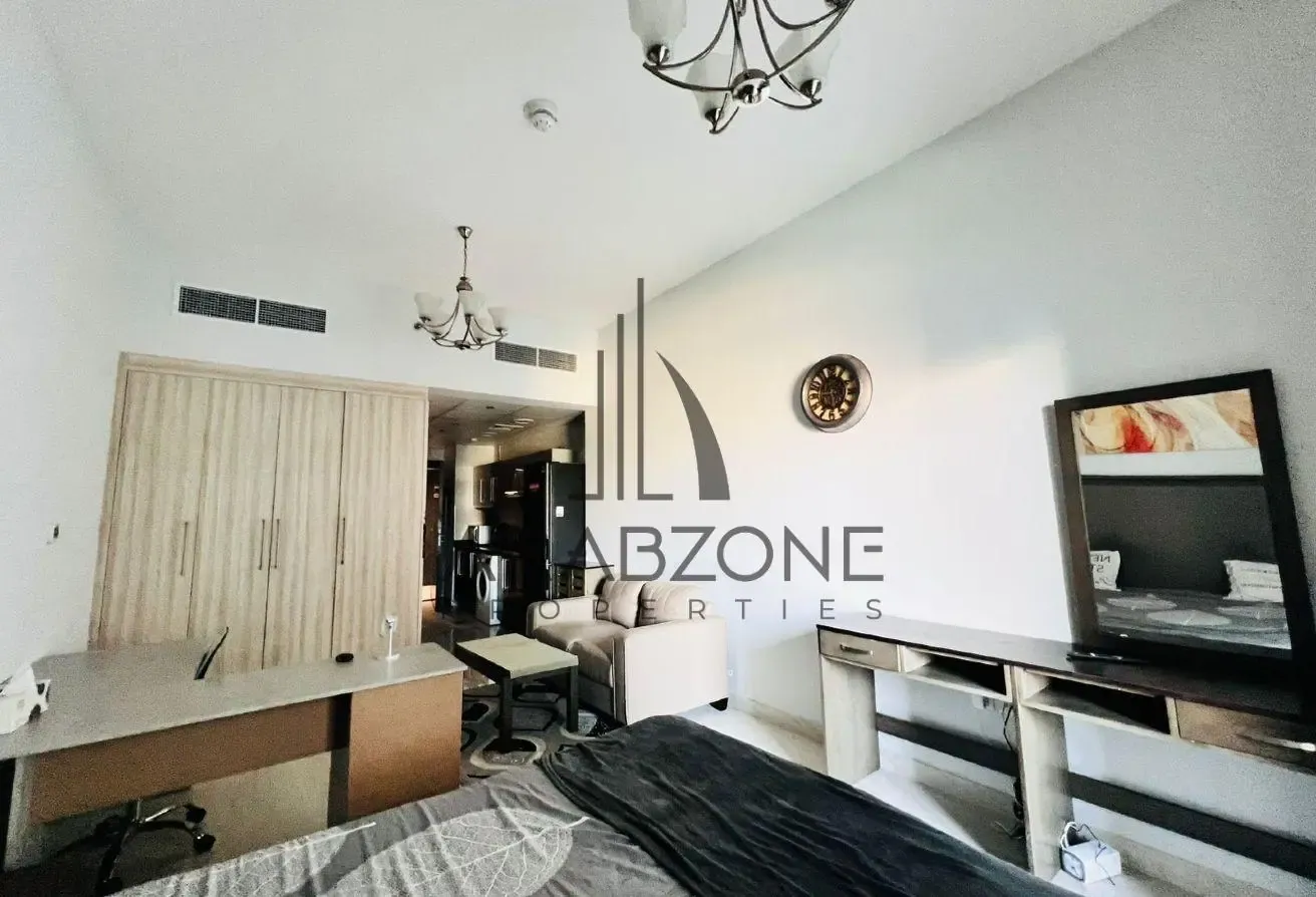 Bright & Spacious | Well maintained |Higher floor