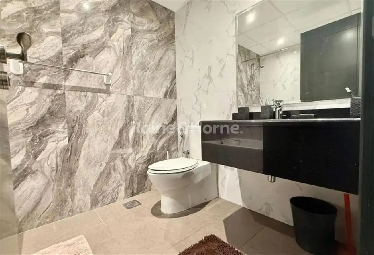 Furnished | High floor | Spacious | Canal View