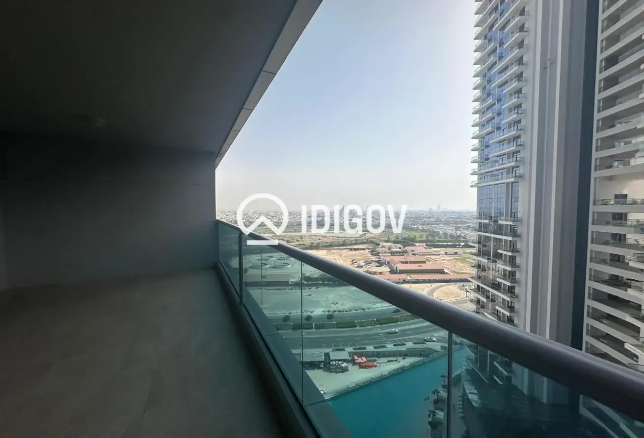 Vacant | Mid Floor | Furnished | With Balcony