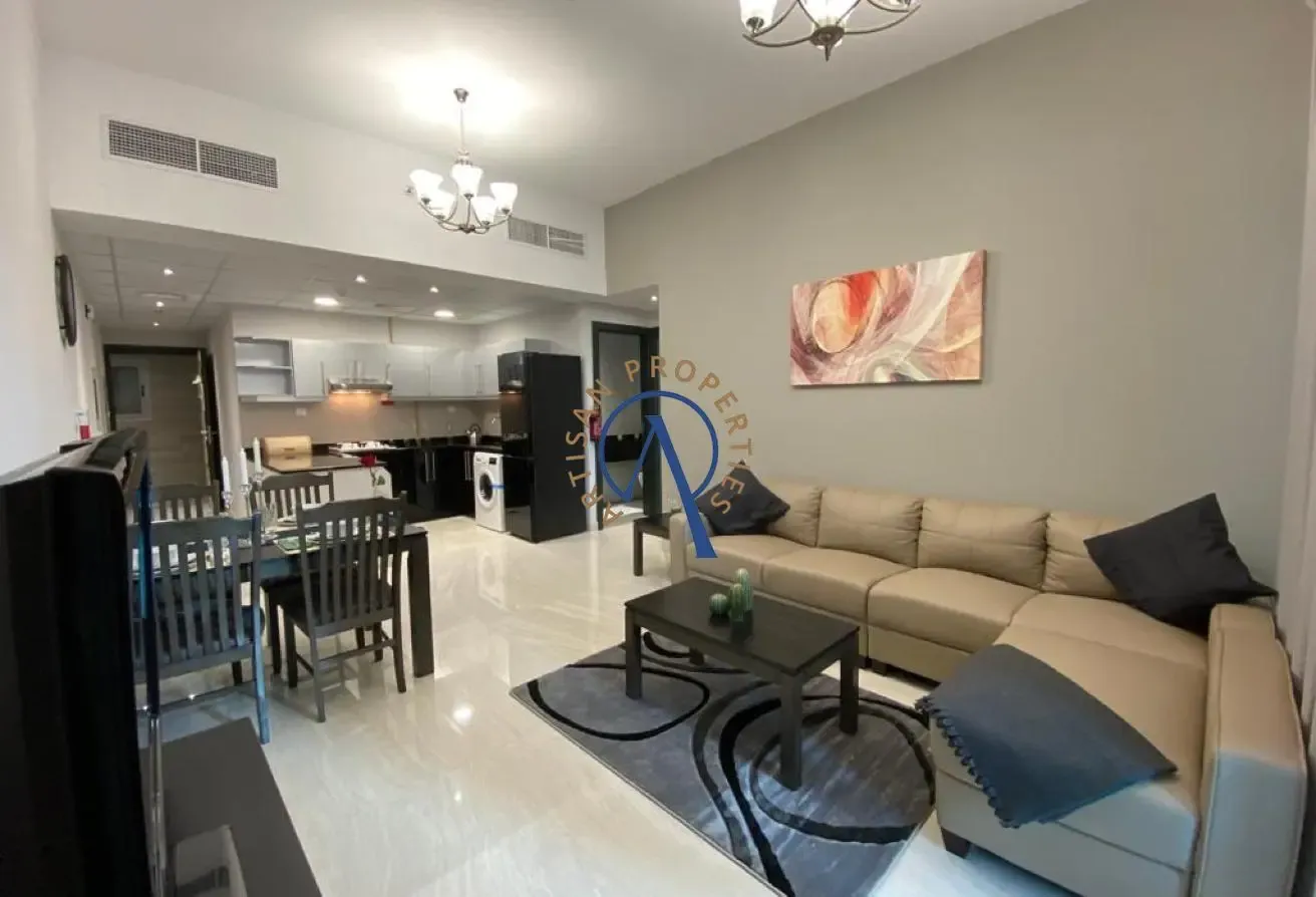 SPACIOUS LAYOUT | CANAL VIEW | READY TO MOVE IN