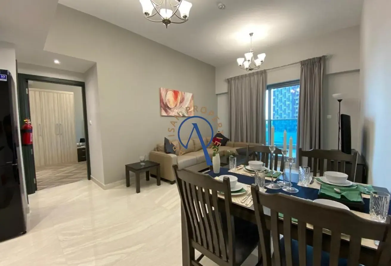 SPACIOUS LAYOUT | CANAL VIEW | READY TO MOVE IN
