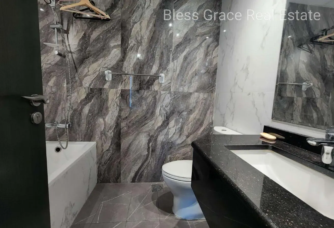Furnished| High floor| Good View| Big Balcony