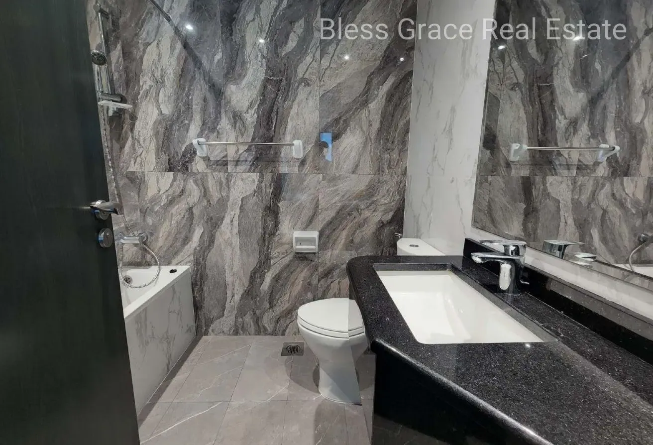 Furnished| High floor| Good View| Big Balcony