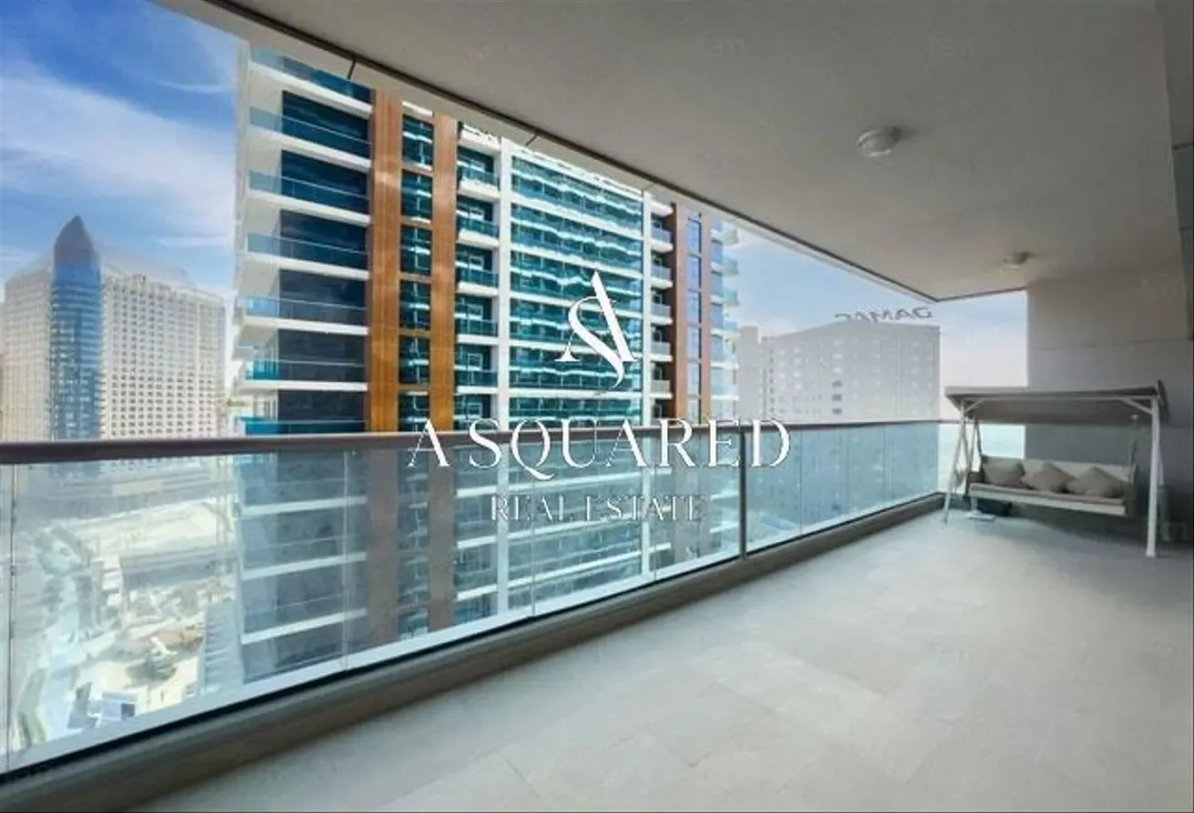 Fully Furnished | Mid Floor | Ready to Move
