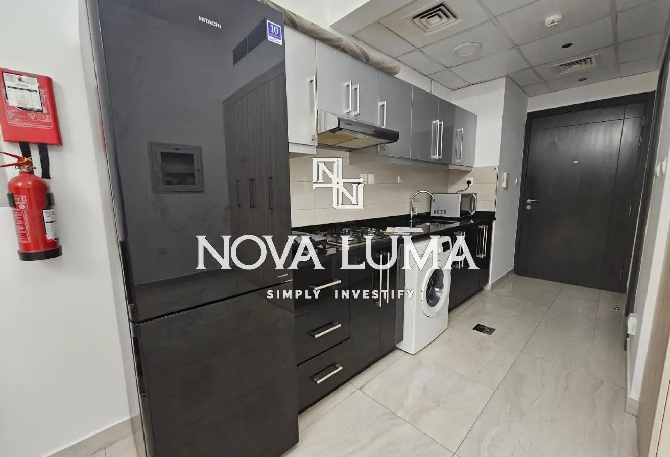 Studio with Balcony | Canal View | Elite Residence