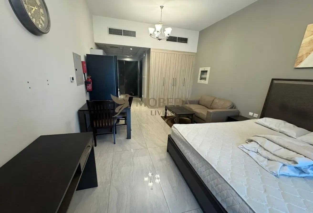STUDIO | BUSINESS BAY | LARGE BALCONY