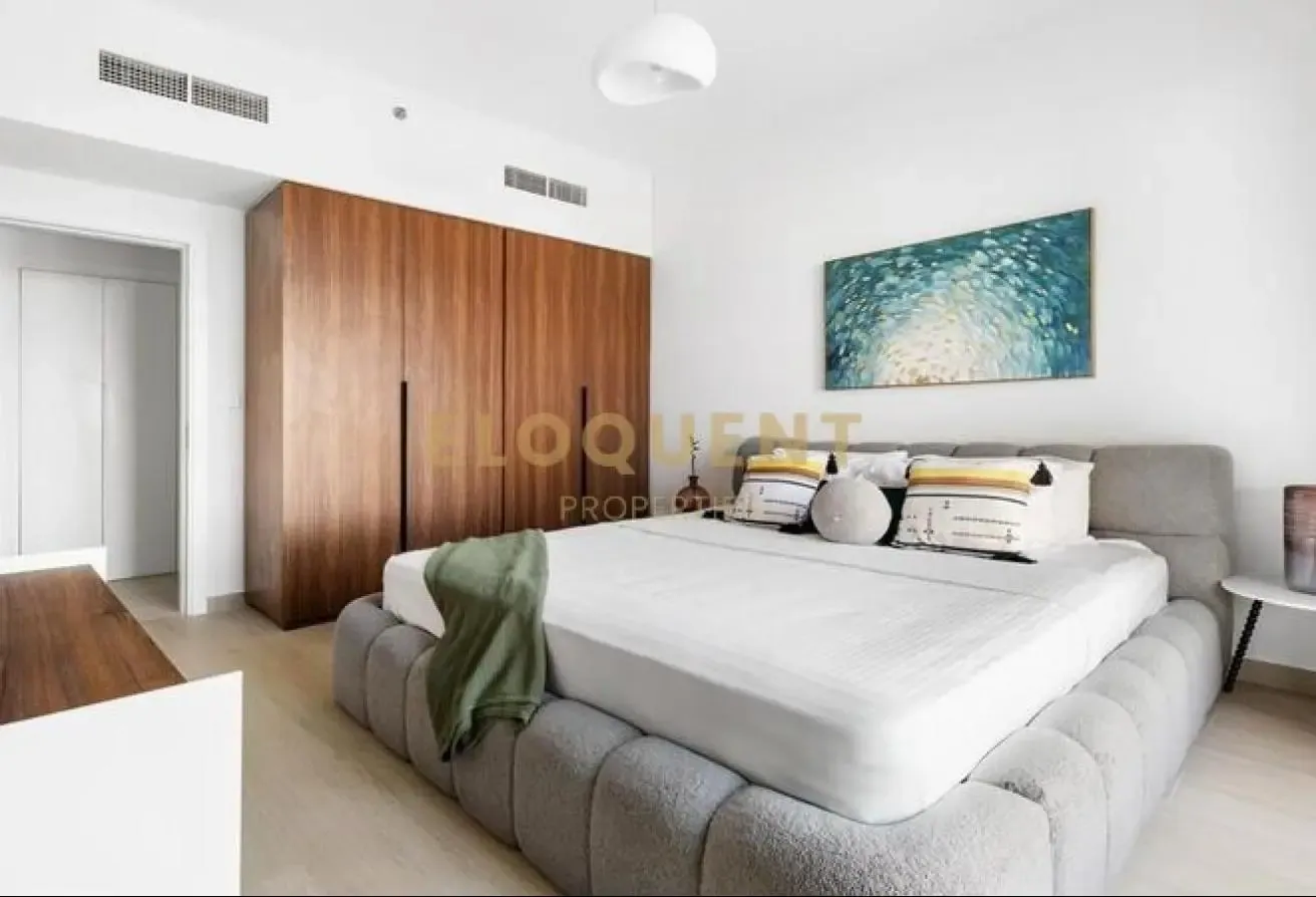 Motivated LL | Furnished | Burj View | Aug Move In