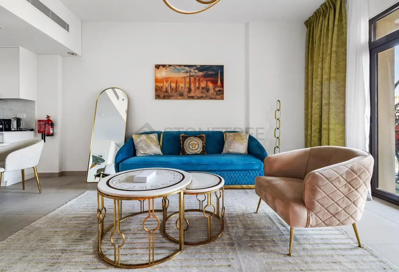 12 CHEQUES | Close to Burj Al Arab