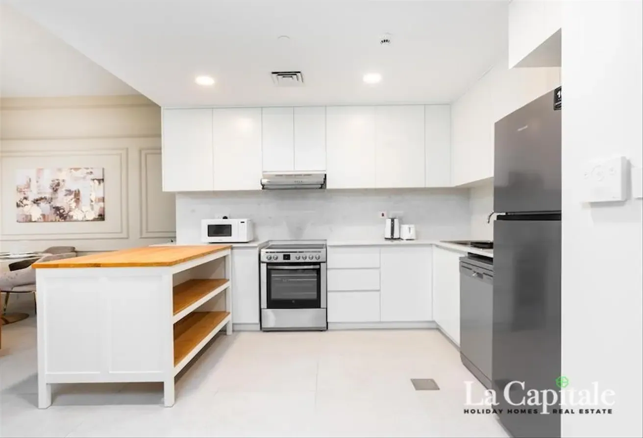 FULLY FURNISHED | VACANT | WELL-MAINTAINED