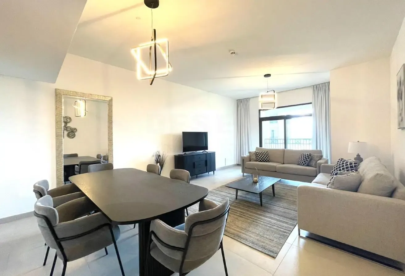 PRIME LOCATION - HUGE LAYOUT - AMAZING COMMUNITY